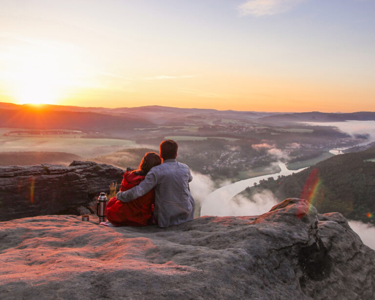 Lilienstein_Sonnenaufgang_Bad Schandau_Königstein_DieWeltgeniesser